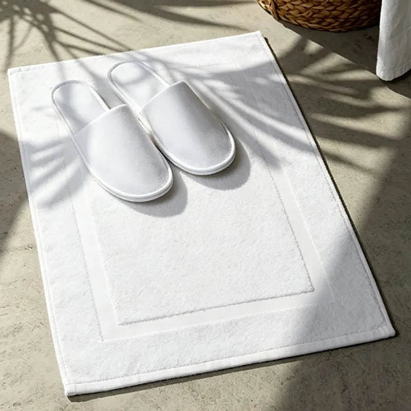 21S/2 & 32S/2 Satin Border Plain-Weave Bath Mat