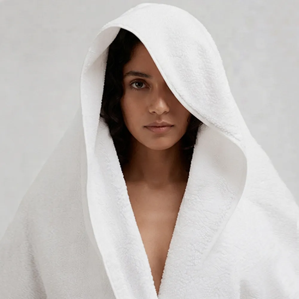 21S/2 & 32S/2 Satin Border Plain-Weave Bath Towel